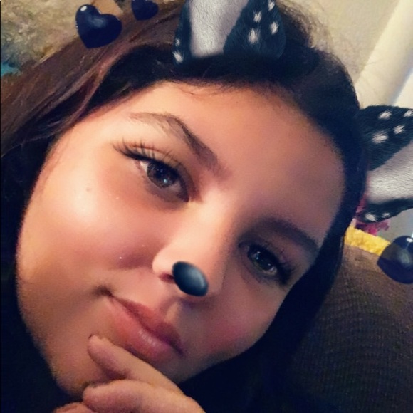 Meet your Posher, Aspen - Picture 8 of 8